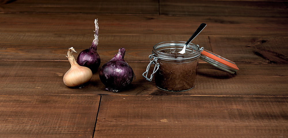 Compote d'oignons en conserve