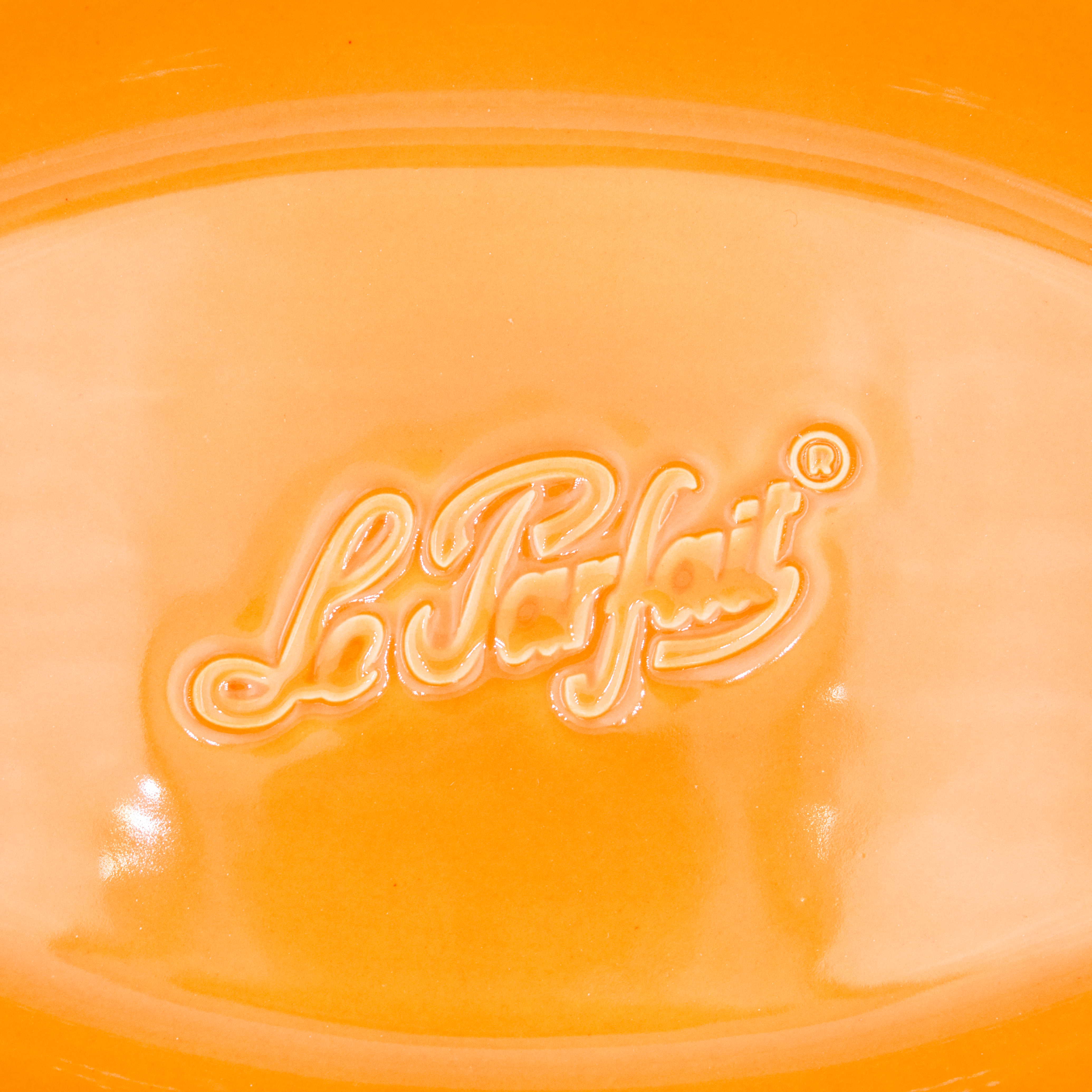 Enameled terracotta terrine - oval - 2.3 l