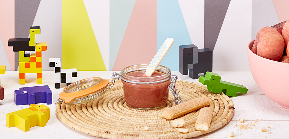 Compote de pêches de vigne et pommes Royale Gala en conserve