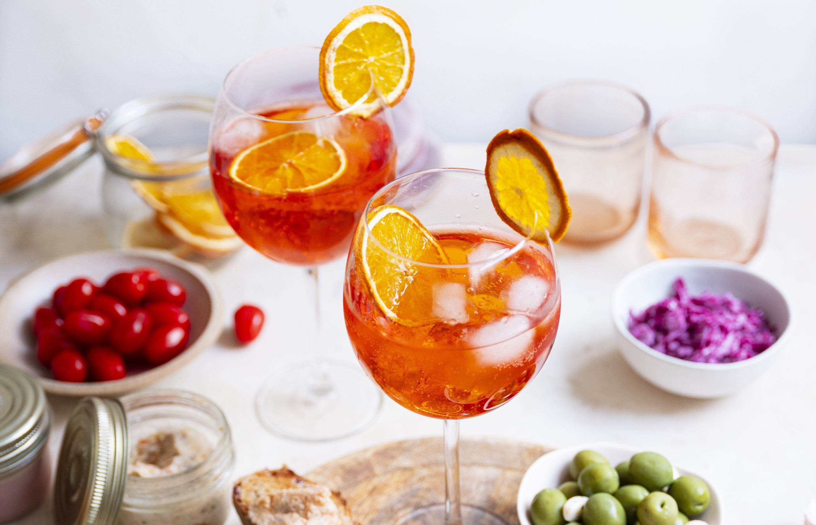 Cocktail Spritz à l’orange déshydratée